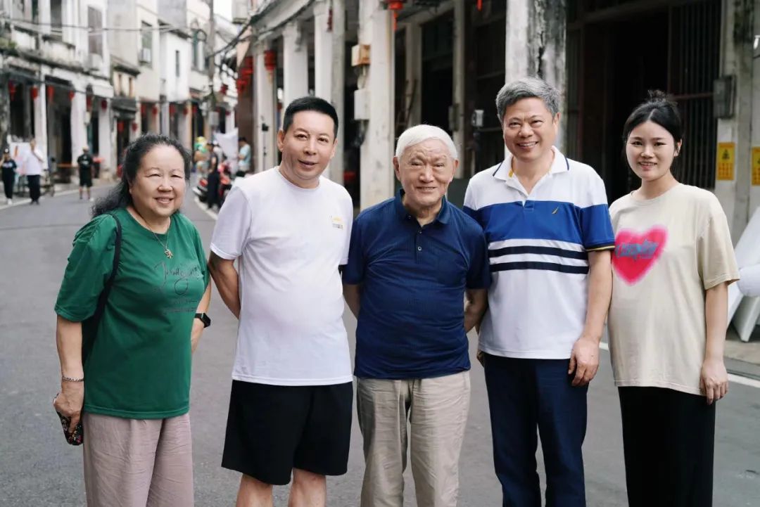 香港正版二四六论坛